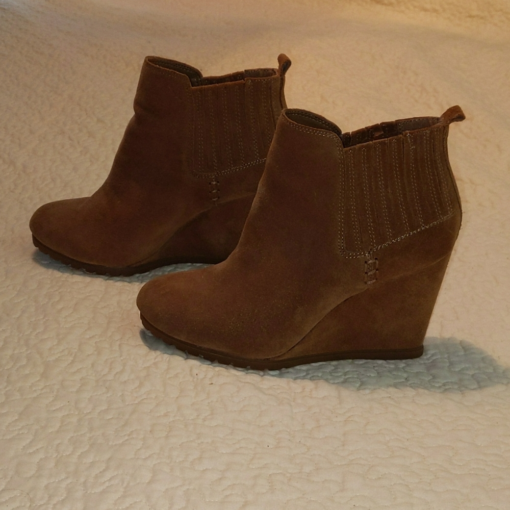 Gianni Bini Suede Leather Booties